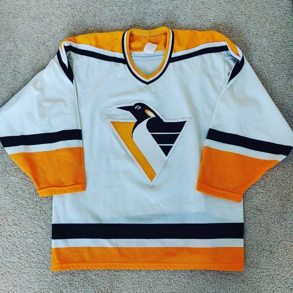 CCM Pittsburgh Penguins Jersey size Large